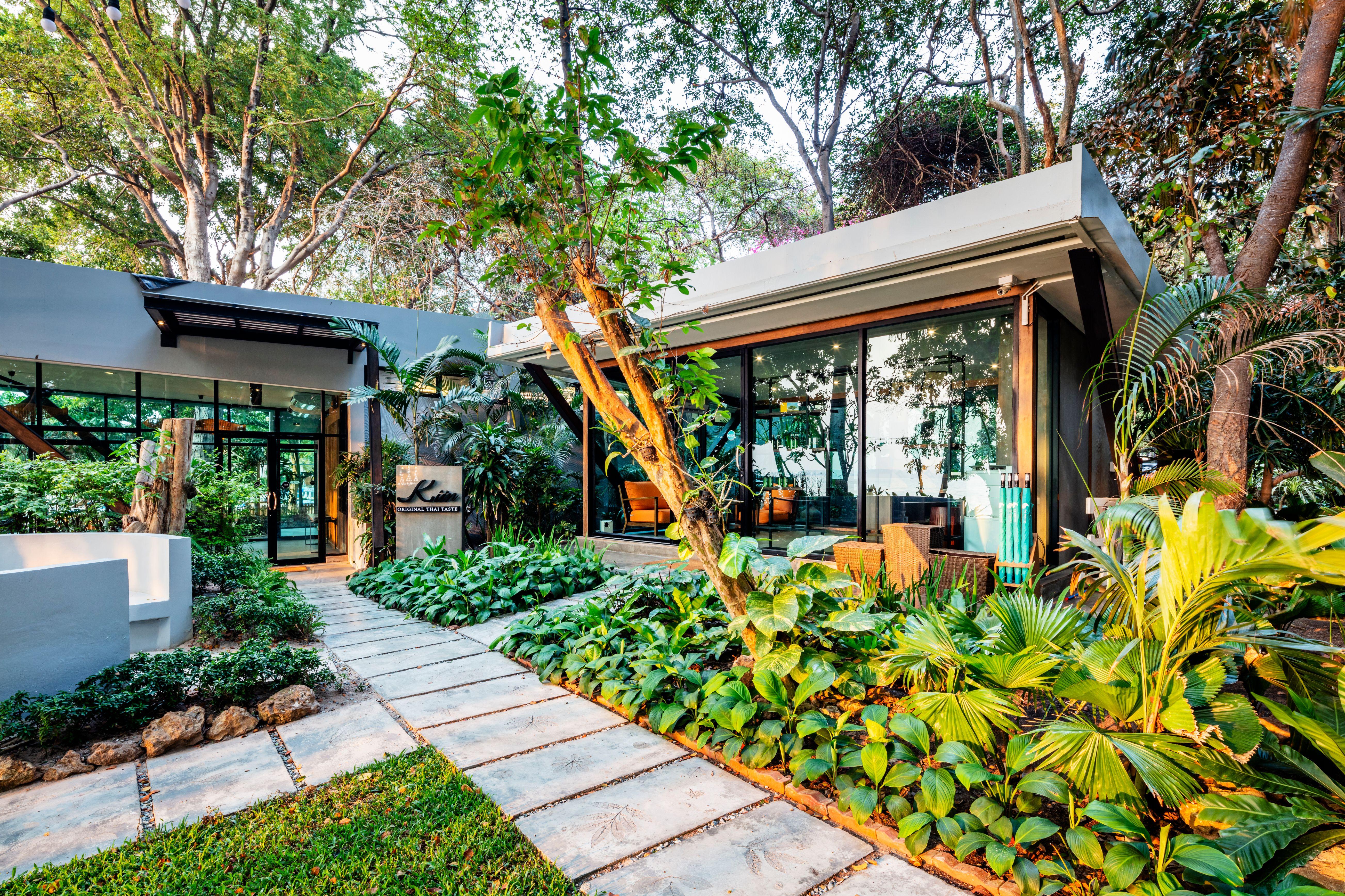 Resort The Monttra - Sha Extra Pattaya